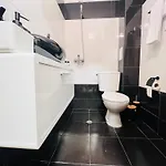 Nj Luxury Breeze Апартамент