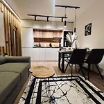 Nj Luxury Breeze Apartament *
